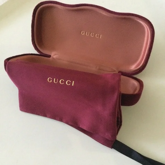 Gucci Velvet Sunglasses Case in Burgundy and Pink Gucci case burgundy - Gem main image 4